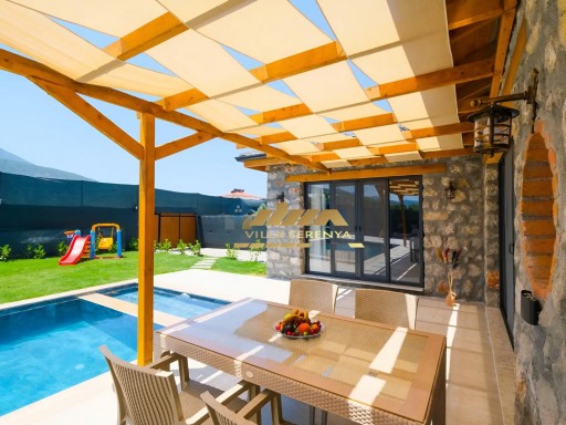 Villa SERENYA