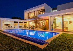 Villa Ayamir