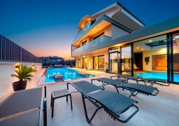 Villa AZUREA