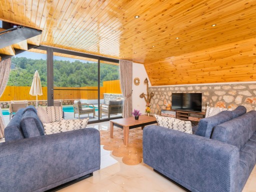Villa Calivra
