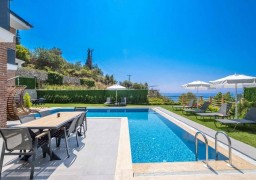 Villa Lirya