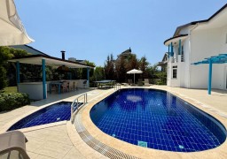 Villa ZENORA